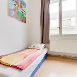 Beautiful Downtown 2Bd Apartment With Netflix