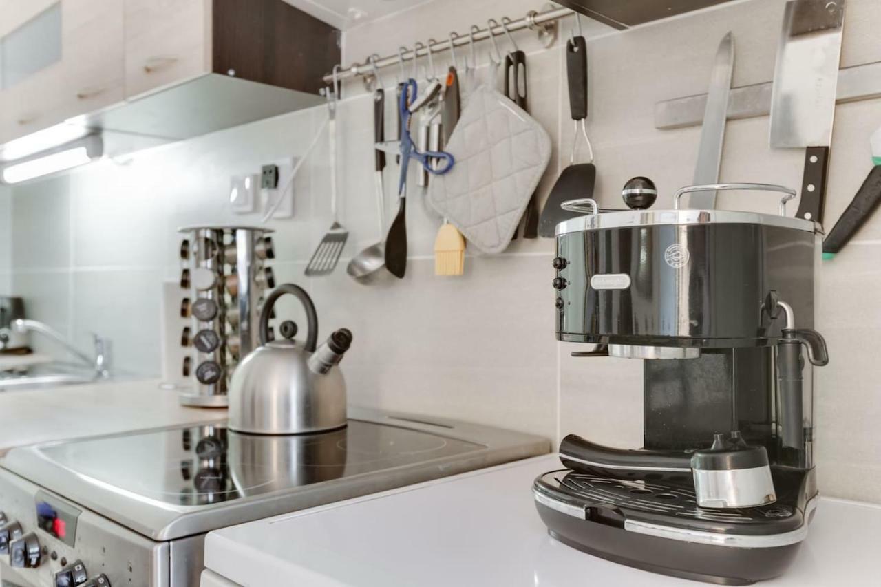 Beautiful Downtown 2bd With Netflix